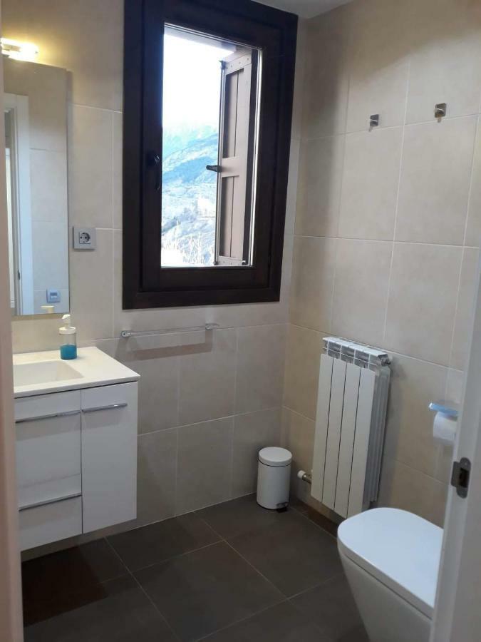 Pleta Del Mon Atico Apartment Benasque Exterior photo